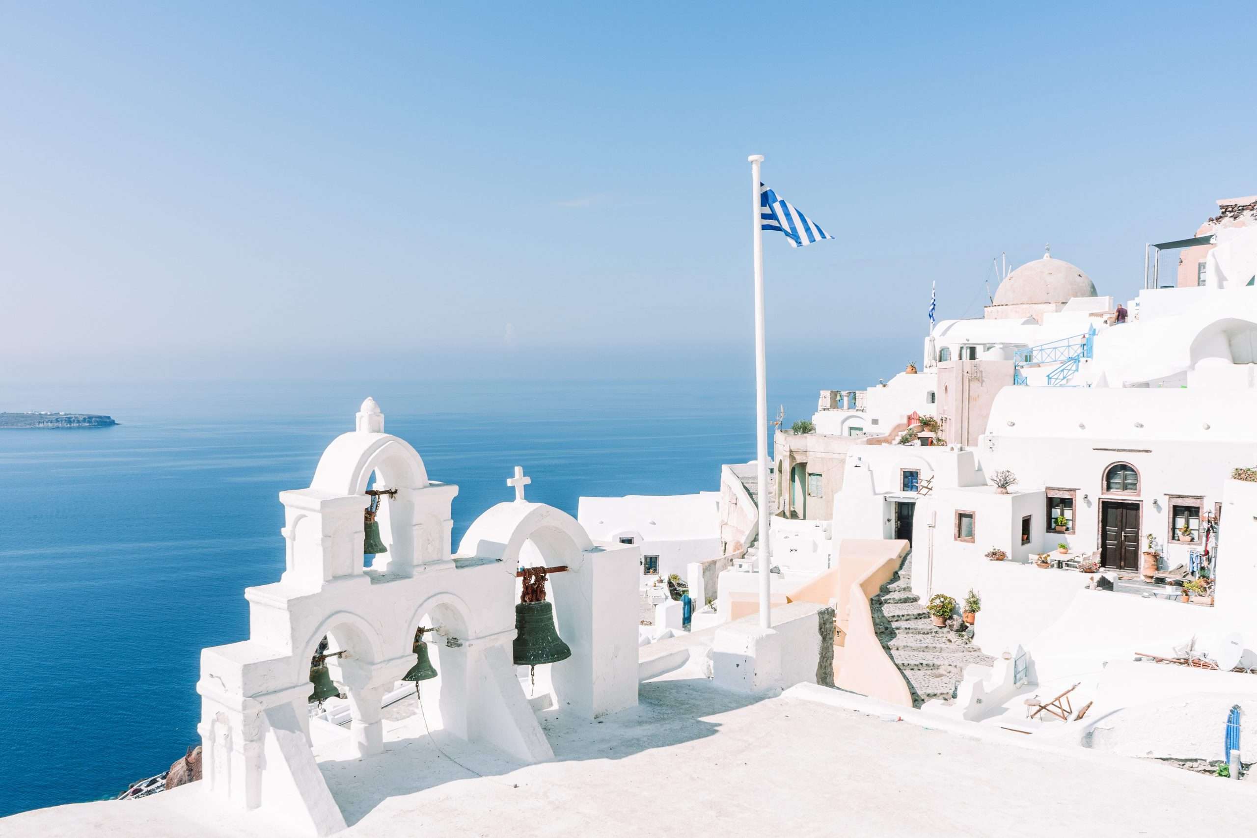 محدودیت ها و مشکلات اخذ اقامت طلایی از طریق ملک خرید ملک در یونان چیست؟
